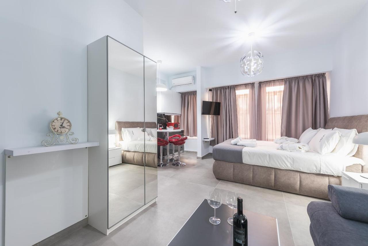 Iguana Gold Luxury Suites 1Min From Ermou Str Αθήνα Εξωτερικό φωτογραφία